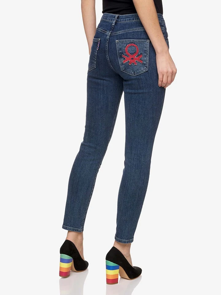 Benetton Jeans In Dunkelblau 2 Benetton Jeans In Dunkelblau – Bild 2