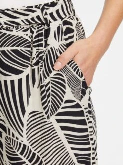 Betty Barclay Shorts In Schwarz/ Beige -Vero Moda Geschaft betty barclay shorts in schwarz beige 6