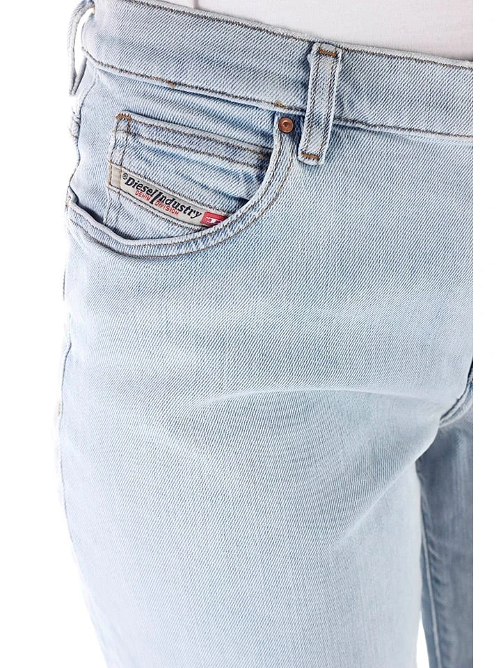 Jeans "Niclah" - Regular Fit - In Hellblau 4 Jeans "Niclah" - Regular Fit - In Hellblau – Bild 4