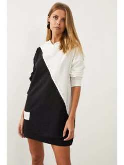 Kleid In Creme/ Schwarz