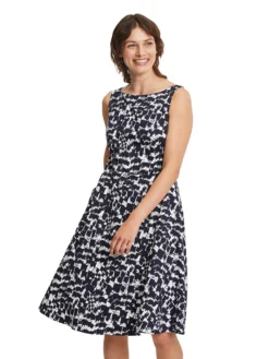 Vera Mont Kleid In Dunkelblau/ Weiß -Vero Moda Geschaft vera mont kleid in dunkelblau weiss 2